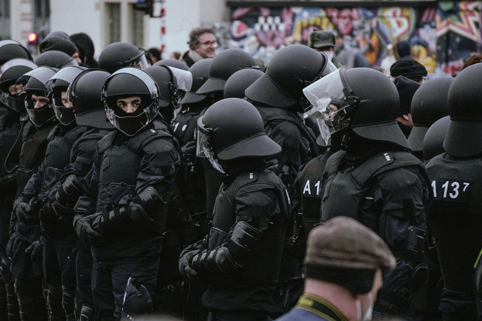 Cordon de police durant une manifestation